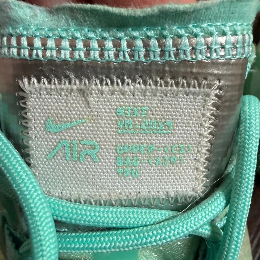 Nike Air VaporMax 2019 Women Size 8 Teal CI9903-300 Running Shoes Sneakers